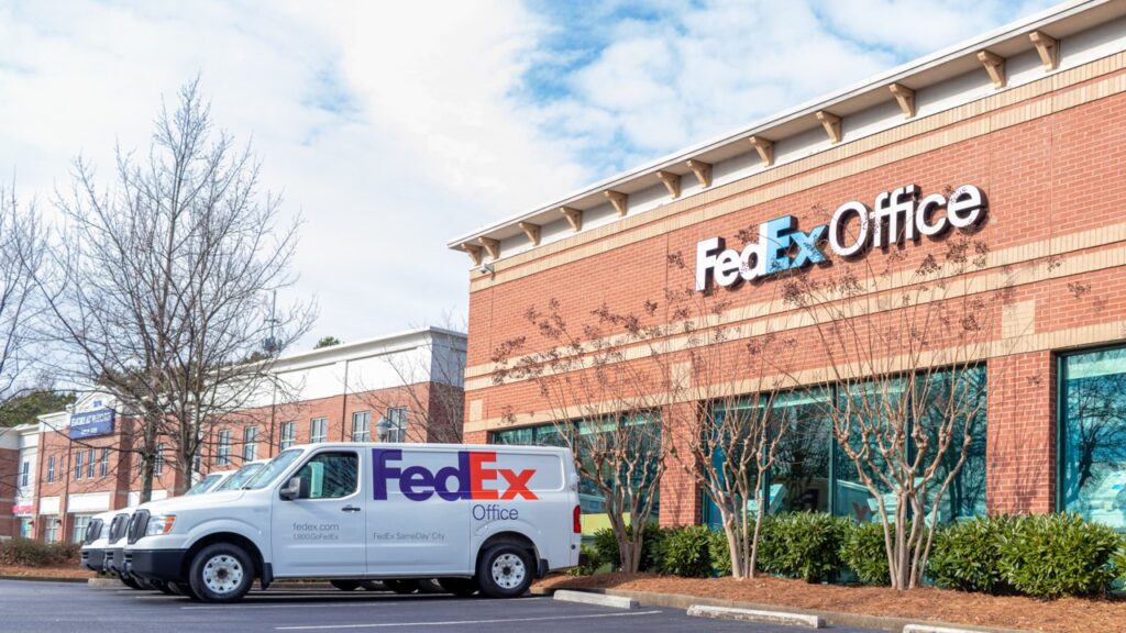 work at FedEx